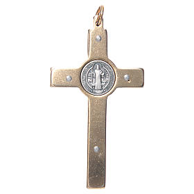 Croix de St. Benoît rouge élégant
