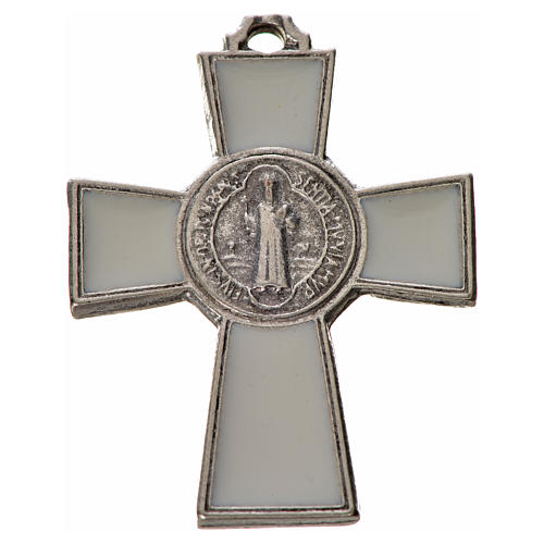 Krzyż świętego Benedykta 4 X 3 zama emalia biała. 1