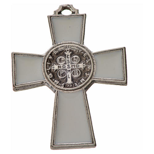 Krzyż świętego Benedykta 4 X 3 zama emalia biała. 2