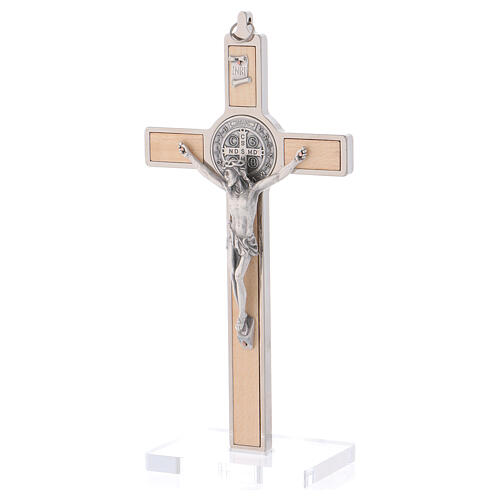 Kreuz von Sankt Benedikt aus Ahornholz mit Sockel, 20 x 10 cm 3