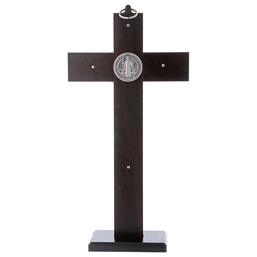 Croix Saint Benoît bois de noyer avec base 30x15 cm 4