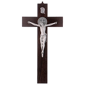Kreuz von Sankt Benedikt aus Holz in der Farbe Nussbaum, 40 x 20 cm
