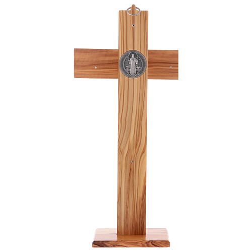 Kreuz von Sankt Benedikt aus Olivenbaumholz mit Sockel, 40 x 20 cm 5