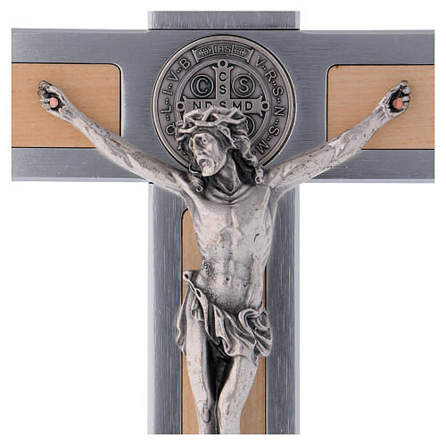 Cruz São Bento em alumínio e madeira de bordo 30x15 cm 2