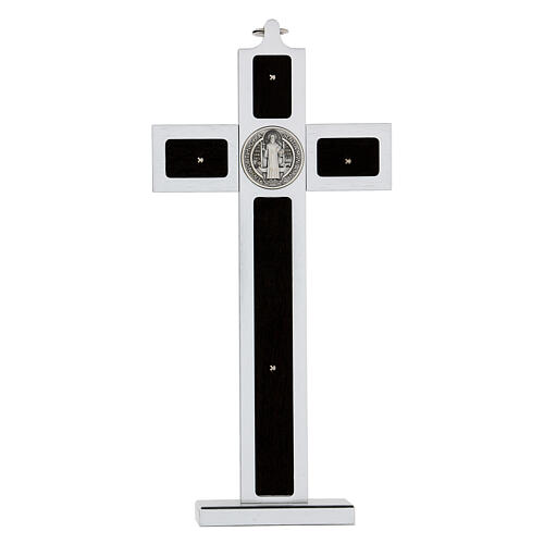 Croix Saint Benoît aluminium bois avec base 25x10 cm 5