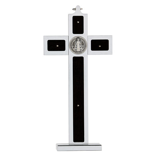 Crucifixo São Bento alumínio madeira com base 25x12 cm 5