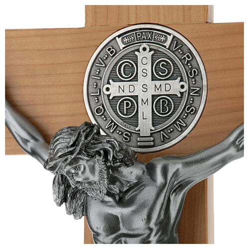 Krzyż Świętego Benedykta drewno wiśniowe 70 x 35 cm 6