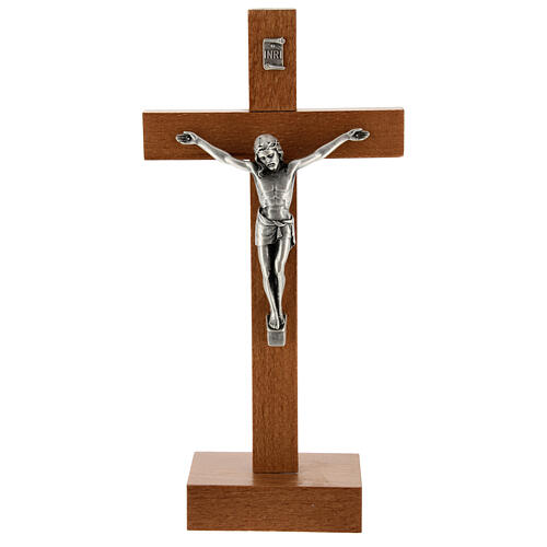 Crucifix 20 cm métal bois poirier à poser 1