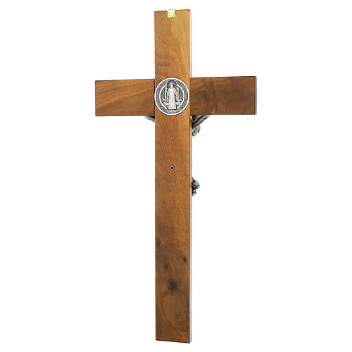 Crucifix en bois de noyer naturel médaille Saint Benoît 70 cm 11