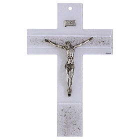 Crucifixo em vidro branco com corpo de metal e fios de platina 34x22 cm