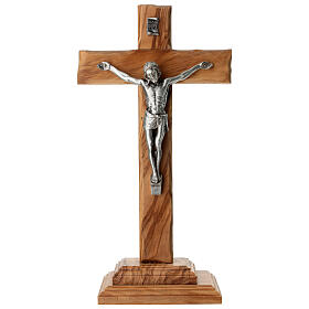 Crucifixo de mesa 27x14 cm em madeira de oliveira bordas irregulares