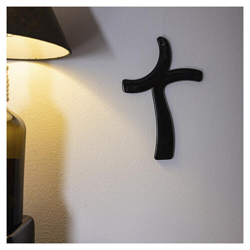 Black Murano glass crucifix, modern design, 6x4 in 2