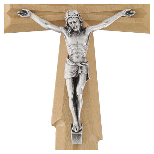 Crucifijo de pared madera de carpe con cuerpo de Cristo metal 2