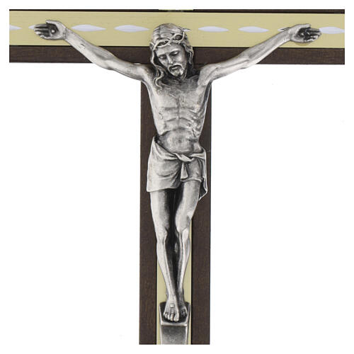 Krucyfiks z drewna z ozdobnymi wstawkami, figura z polerowanego metalu, 20 cm 2