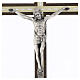 Crucifix bois de charme foncé insert central clair corps du Christ en métal 25 cm s2