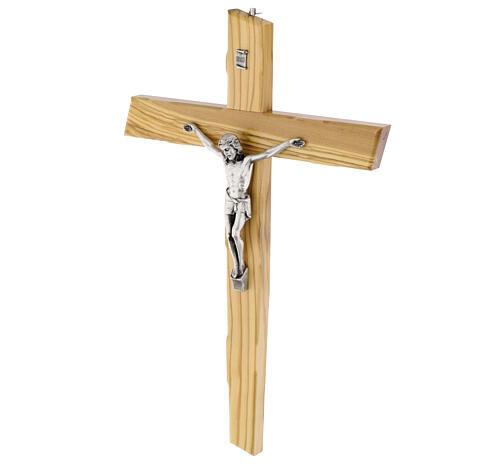Krucyfiks z drewna oliwnego z posrebrzaną postacią, 35 cm 3
