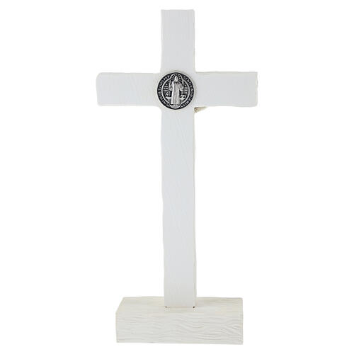 Crocifisso tavolo resina bianca 25x10 cm San Benedetto 4