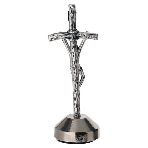 Magnetic zamak crucifix 6.5 cm silver finish, round base 4