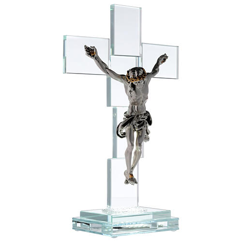 Crucifix in crystal with body in metal and light 4