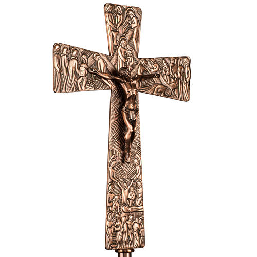 Processional cross in bronze with Stations of the Cross images 7