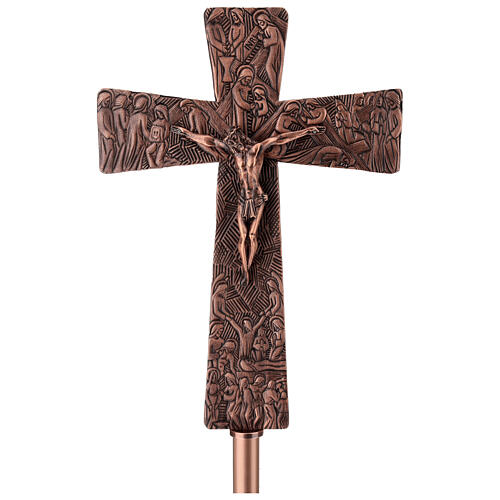 Processional cross in bronze with Stations of the Cross images 1