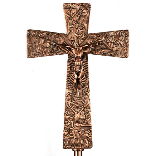 Processional cross in bronze with Stations of the Cross images 1