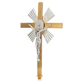 Processional cross with bi-coloured halo of rays