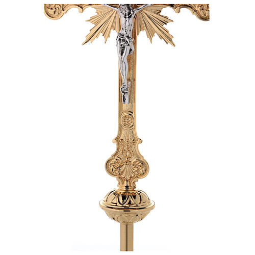 Croix procession en laiton moulé 58x37 cm 3