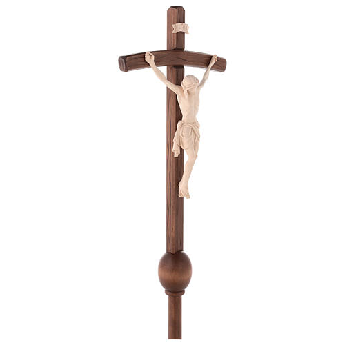 Processional cross with base in natural wood, Siena-type Crucifix and curved cross 6