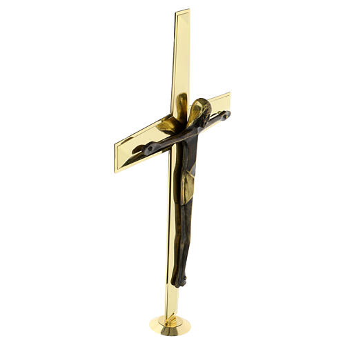 Modern style processional cross in brass Molina 3