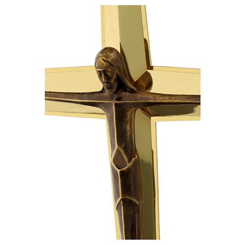 Modern style processional cross in brass Molina 2