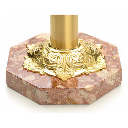 Base portacruz dorada con decoración mármol 5