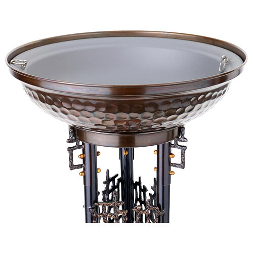 Pia batismal moderna em bronze 7
