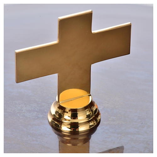 Baptismal font in hammered brass 8