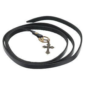 Bracelet lanière noire croix laitonnée