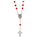 Halskette mit roten Perlen von 4 mm und Engelkreuz aus Kristall s2