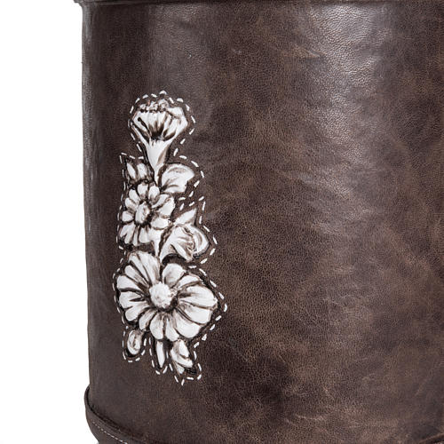 Cremation urn in synthetic marble and soft leather 5