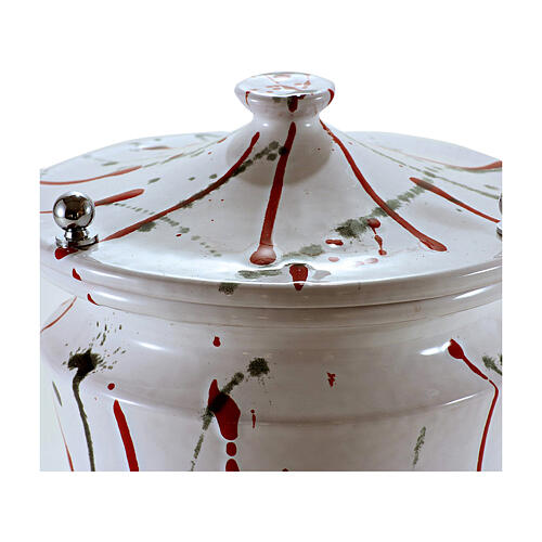 Cinerary urn in ceramic with pommels, brass, white with stains 3