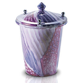 Grabartikel: Aschenurne bunt und weiss mit Knöpfen, aus Keramik