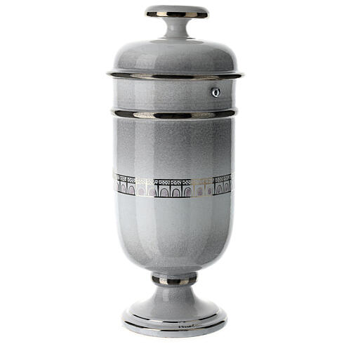 Cremation urn in ceramic, pearl and platinum colour 4