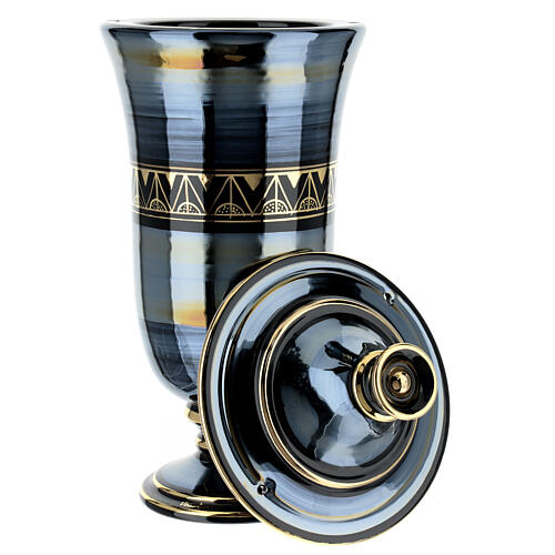 Cremation urn in ceramic, bright black 4