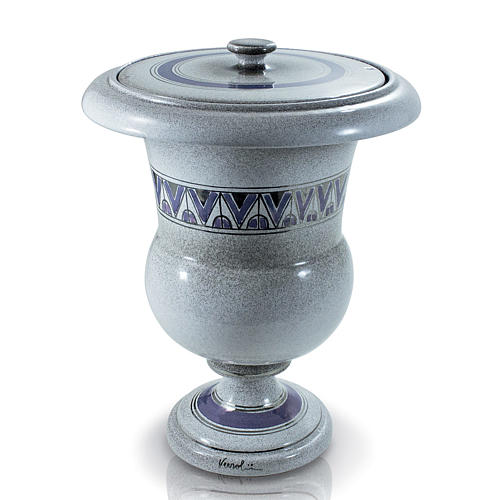 Cremation urn in ceramic, pearl with platinum 1