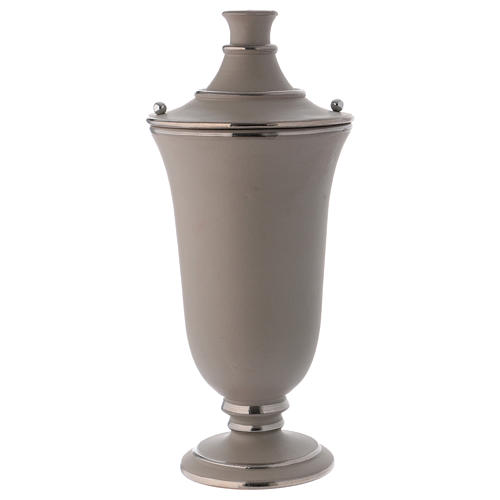 Funeral urn in light grey ceramic 1