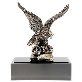 Cremation urn, Eagles