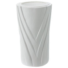 Flower vase in reconstituted marble