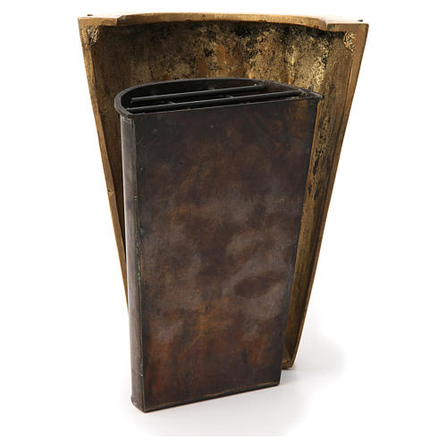 Plissierte Grabvase mit Wasserbecken aus bronzefarbigen Messing 4