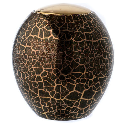 Funeral urn with crackle effect 1