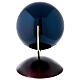 Urna cineraria Ovazione sfera acciaio laccato blu base mogano s3
