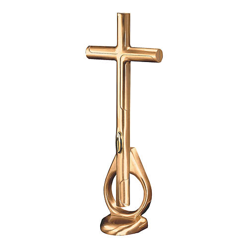 Polished bronze cross with base 33 in OUTDOOR 1