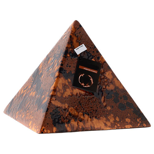 Pyramid-shaped cremation urn, speckled brown earthenware 3